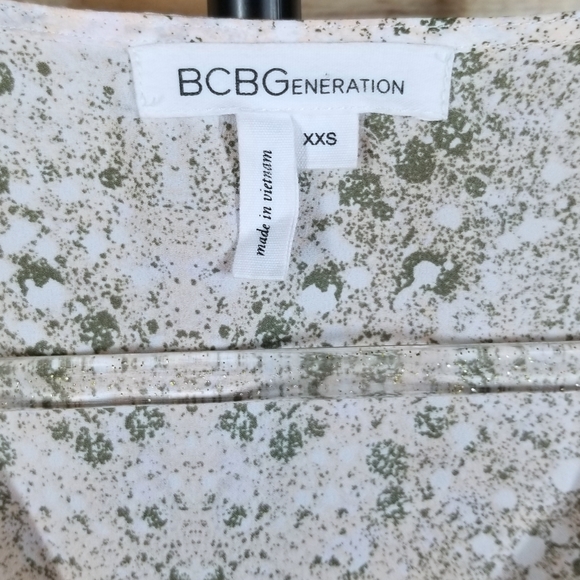 BCBGeneration Slleeveless Top Size XXS - Picture 7 of 9